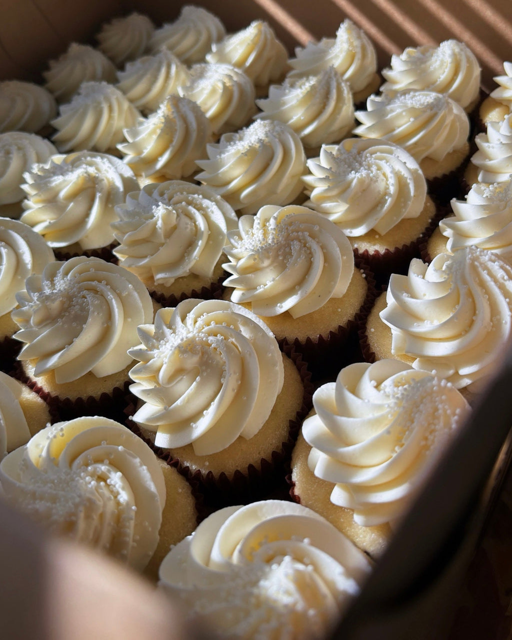 Classic Cupcakes (1 dozen)