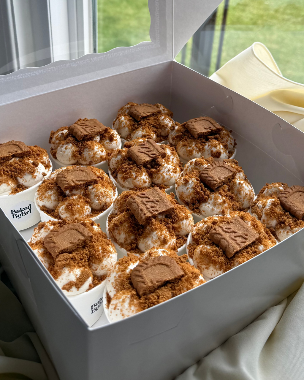 Assorted Deluxe Mini Pie Cups (1 dozen)